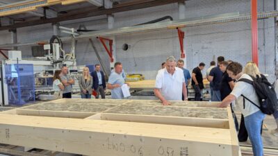 Skydinės renovacijos pristatymas Jonavoje: akcentuotas dėmesys skydų gamybos procesams