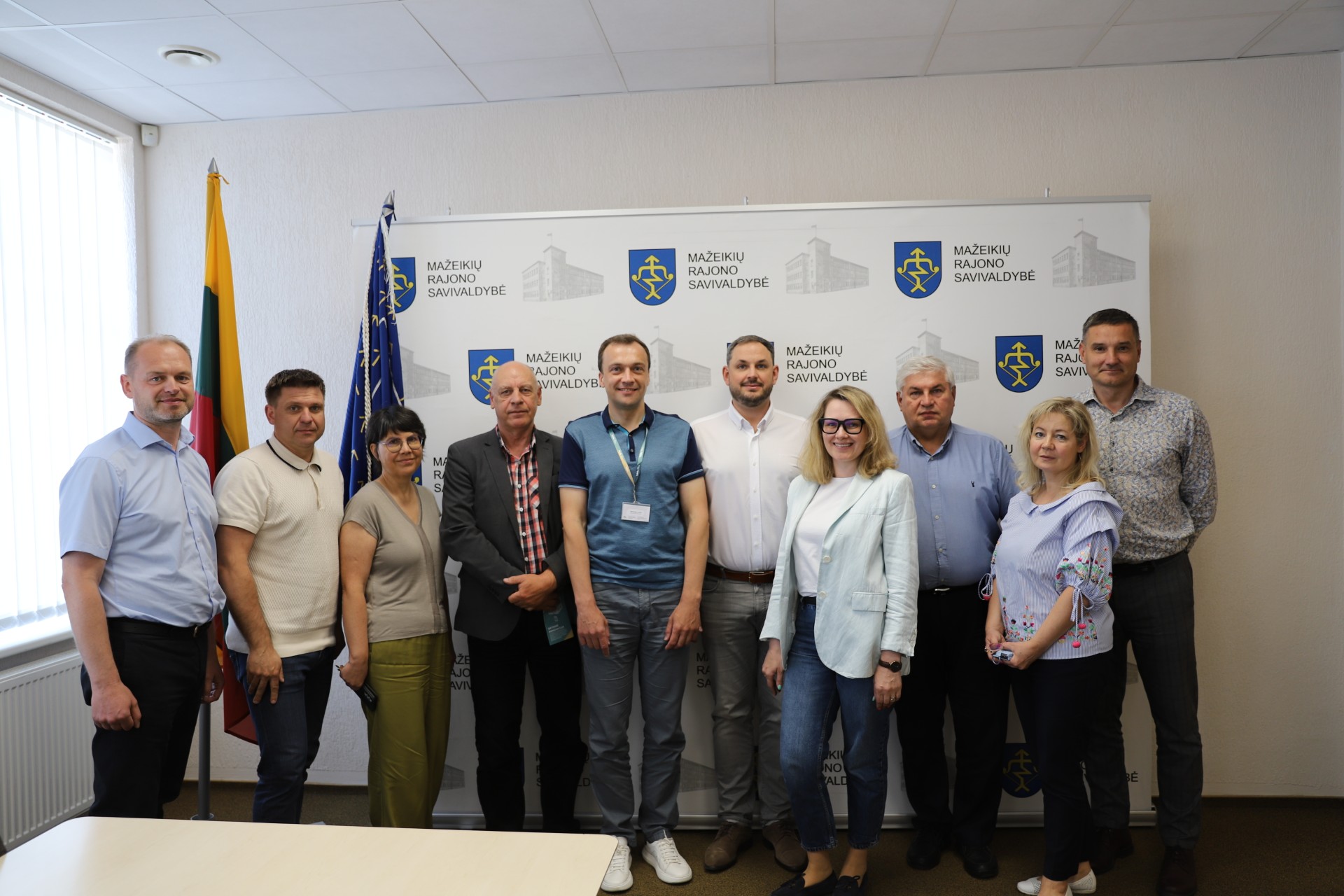 VMG „Lignum Systems“ tęsia vizitus: skydinės renovacijos technologija pristatyta Mažeikių savivaldybėje